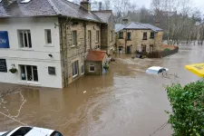 Bild på översvämmad gata från euroopa